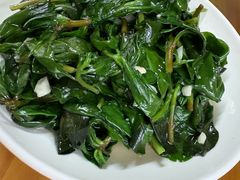 -芦茨金富饭庄·25年老字号·专做稻草鸡