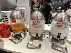 -南城香·饭香串香馄饨香(青年路店)