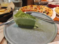 -必胜客(上海新南方商城PH店)