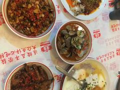 -堂瓦里·34年传统赣菜(第一街区店)