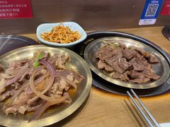 -猪啊牛呀羊啊铜盘烤肉(正大广场店)