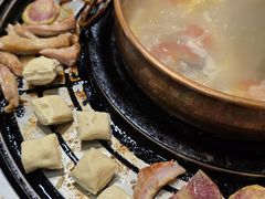 -阿山卓·野生菌火锅·纳西火塘烤肉