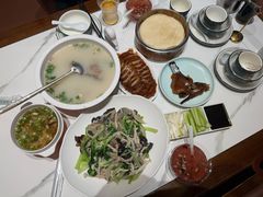 -梅利汴京烤鸭•开封豫菜地标店(东大街店)