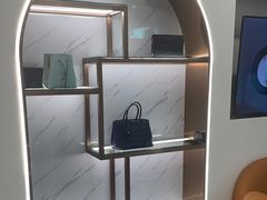 -聚云奢二手奢侈品黄金手表包包回收·中古店(中福城店)