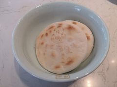 坨坨馍-春发生饭店·非遗(南院门店)