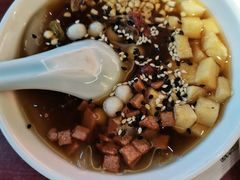 糍粑冰粉-怪噜范·老贵阳街头名小吃(鸿通城店)