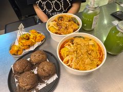 -W COLLECTIVE  DESSERT SHOP