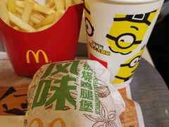 EM板烧套餐-麦当劳(松江店)