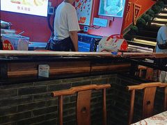 -川流不息·地道川菜·小龙虾(新松江路店)