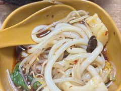 -天瑞福云南过桥米线(十里河店)