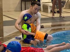 -小海豚国际游泳培训中心(浦东源深体育中心店)