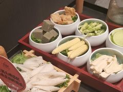 -牛人日志·鲜牛肉骨汤火锅(万科里瑧店)