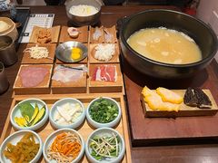 -银米·云南传统过桥米线(双廊黑金冠店)