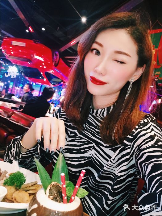 1886德国汽车餐厅(外滩中央店)景观位图片