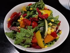 田园色拉佐凯撒酱-C&R西班牙餐厅