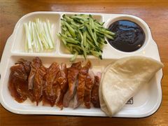 -品味斋片皮烤鸭(下沙宝龙店)