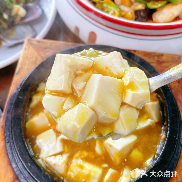 这家鱼宴馆把鱼玩出花,神仙吃法香迷糊了!