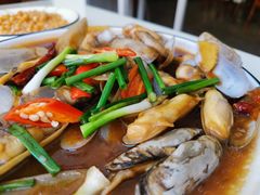 -鑫悦楼煎蟹·16年海鲜大排档