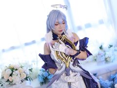 -米游妙妙屋cosplay换装自拍摄影体验馆