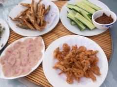 黄瓜蘸酱-姥家大锅台水库渔家