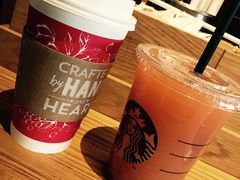 -星巴克臻选(莘庄仲盛店)