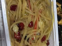 酸辣土豆丝-小土豆北方菜馆(文慧园店)