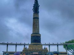 -人民防洪胜利纪念塔