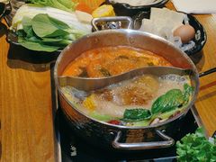 -呷哺呷哺(万达新世界店)