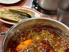 -四囍码头海鲜烧烤自助火锅(外滩南京东路悦荟广场店)