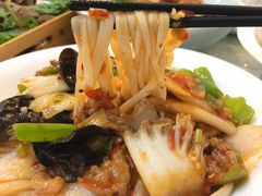 -马尔龙新疆饭店·清真(瑞景店)