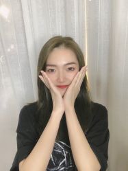-十六番发型师事务所