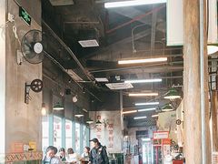 -憨铁匠老火锅(龙岗万科里店)