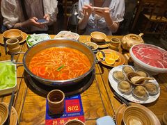 -快活林酸汤鱼鲜品火锅店(甲秀楼店)
