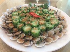 -老乡村美食农庄