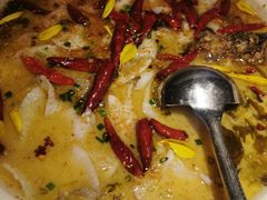 -江渔儿酸菜鱼(奥园广场金发购物中心店)