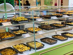 面包甜点陈列柜-上海哈尔滨食品厂(合生汇店)