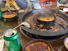 -黄潇洒老火锅(九眼桥宏济巷店)
