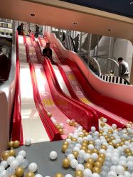 -奈尔宝家庭中心·亲子早教·派对餐厅(北京东坝万达店)