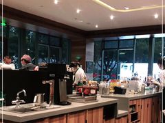 自助取餐区-星巴克臻选(广州二沙岛文立方店)