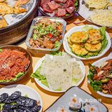 武汉烤肉🔥糯叽叽的桂花年糕，我一个人可以吃五盘