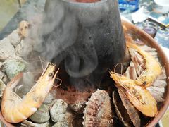 山海关特色荤锅-一口猪海鲜浑锅·东北家常菜