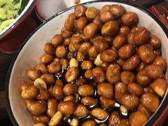 -虾弄弄海派小龙虾·牛羊蝎子火锅