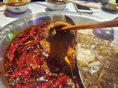 -卤校长重庆火锅(国兴店)