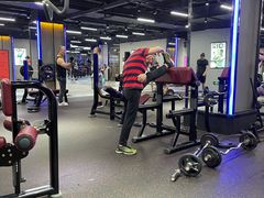 -一兆韦德健身(浦东万达会所)