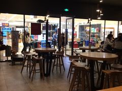 大堂-星巴克臻选(舟山凯虹广场店)