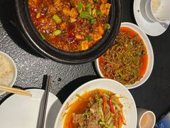 -万重锦·人文川菜馆(骡马市店)