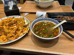 -西部马华清真兰州牛肉面·烧烤夜市(三里河店)