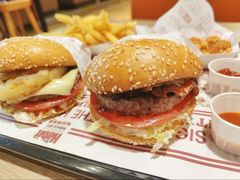 -The Habit Burger Grill 哈比特汉堡(复兴soho店)