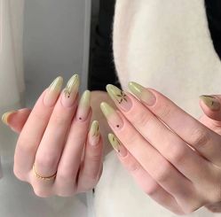 -赢韵美甲美睫瑞士净斑中心