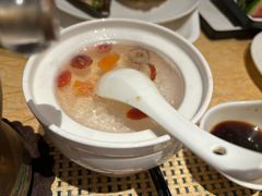 -雍和会海鲜姿造自助(湖东路店)